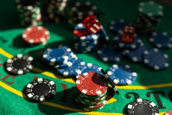luckyday Round-led table rhythm